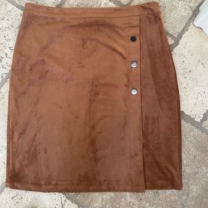Skirt faux suede size L